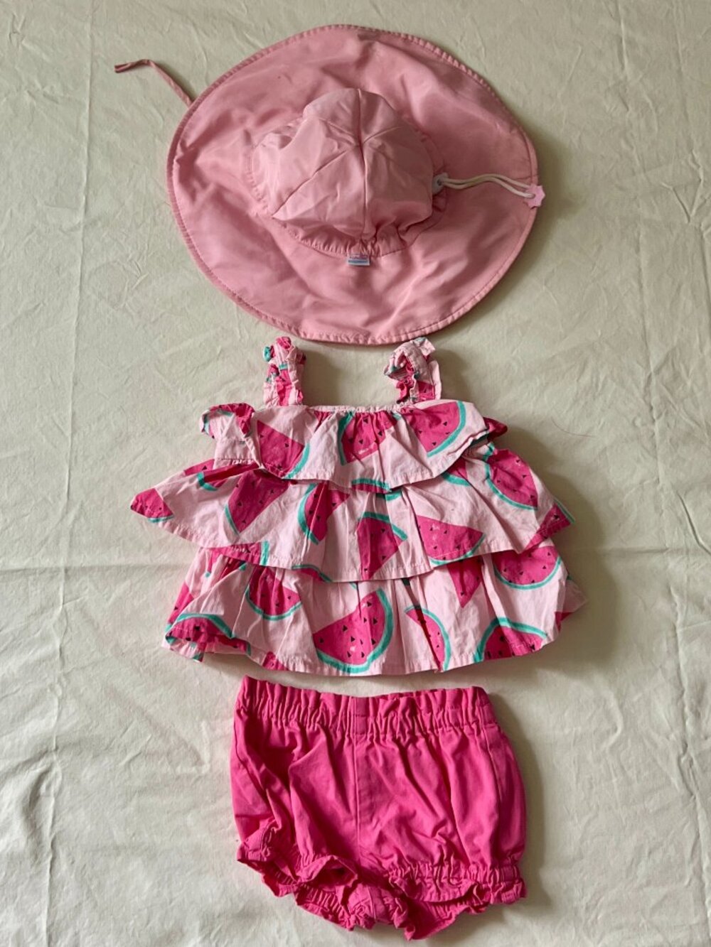 Gymboree 6-12m outfit & RuffleButts sunhat